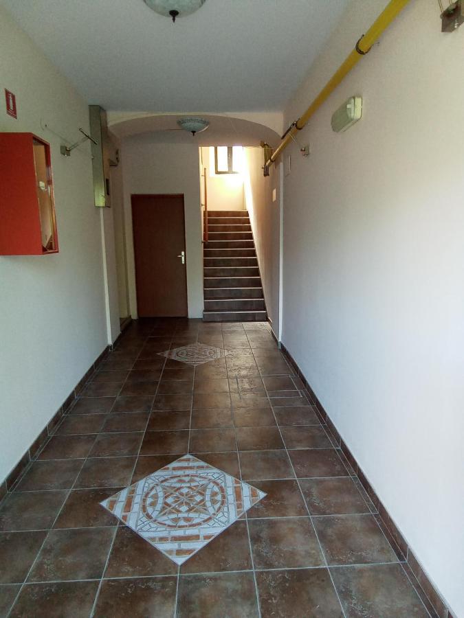 Hotel Soba Arena Pola Esterno foto